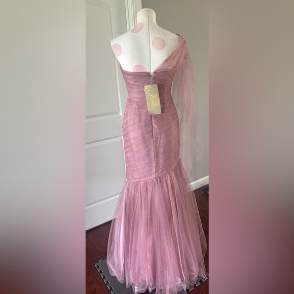 NWT Jade Couture Blush Lace & Tulle Mermaid Trumpet Formal one shoulder XS/2 - Picture 10 of 13